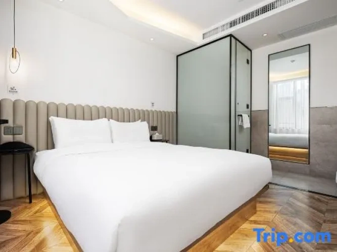 1 Bedroom Double Suite