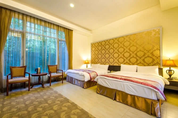 Deluxe Quadruple room
