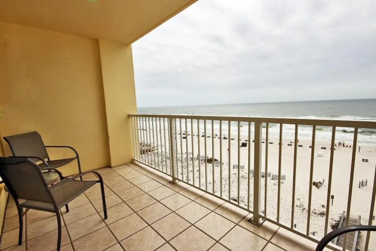 Boardwalk 684