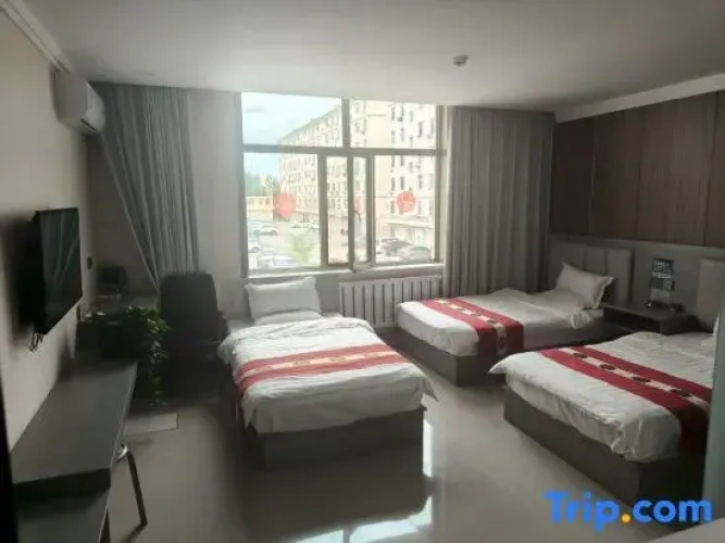 Standard Triple room