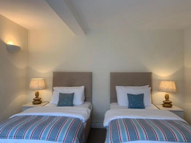 Classic Twin room