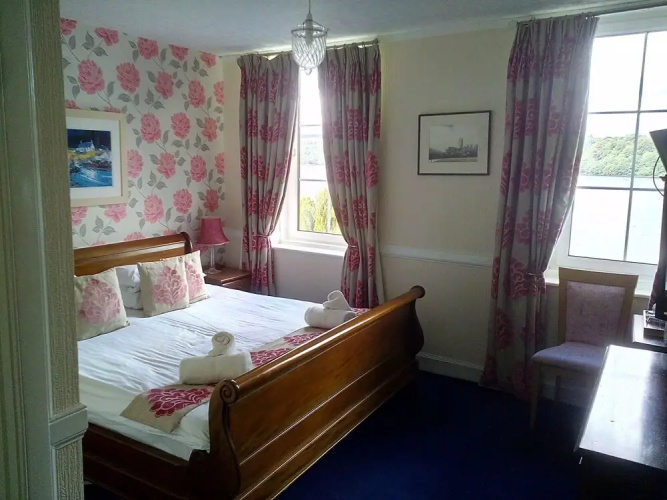 Portsonachan Hotel & Lodges