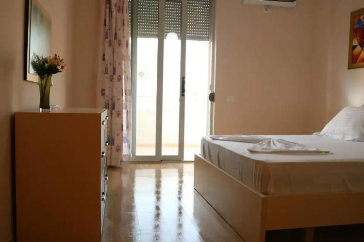 Belleview Apartment 4