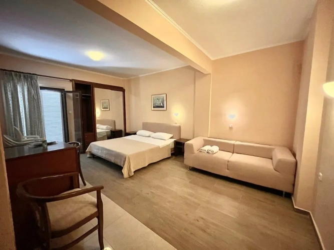 Standard Quadruple room with balcony