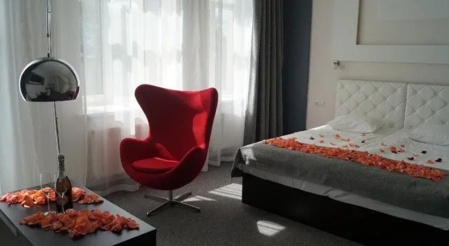 HomeLike Hotel