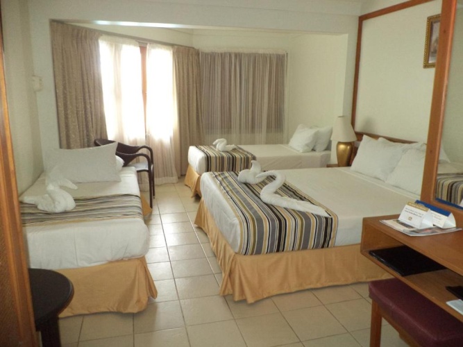 Deluxe Family room