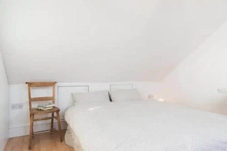 [MC] Stunning 2BR Dalston Period Flat