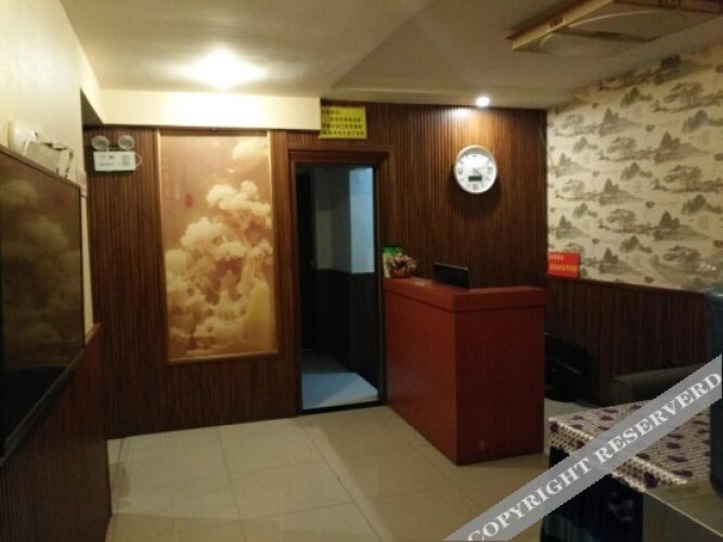 Yijia Business HostelOver view