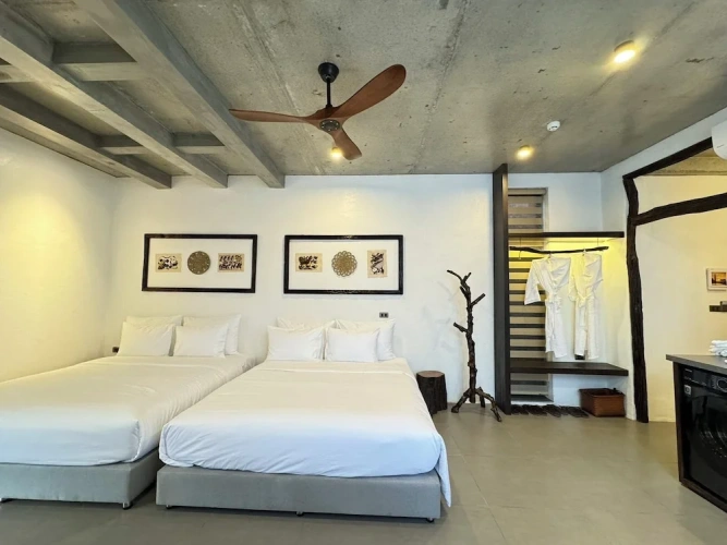 Deluxe Quadruple room