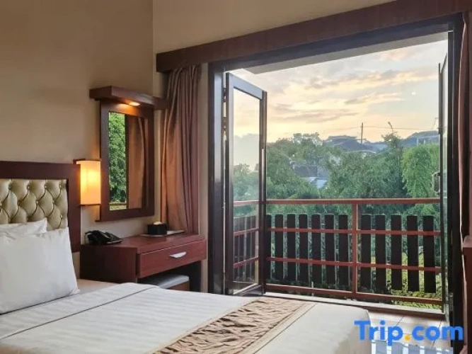 Deluxe Double room with balcony