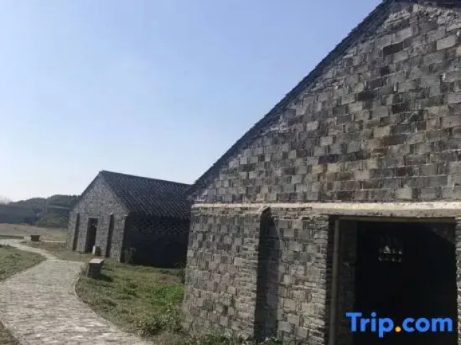 Yunsu Hotel