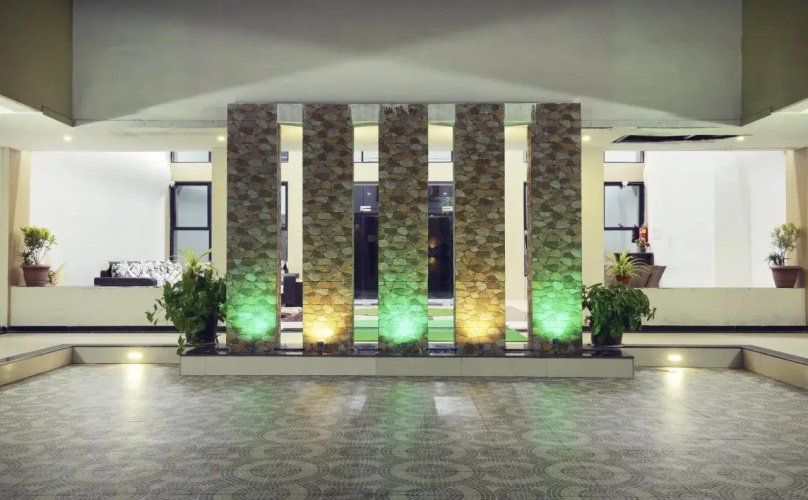 Hotel Girija