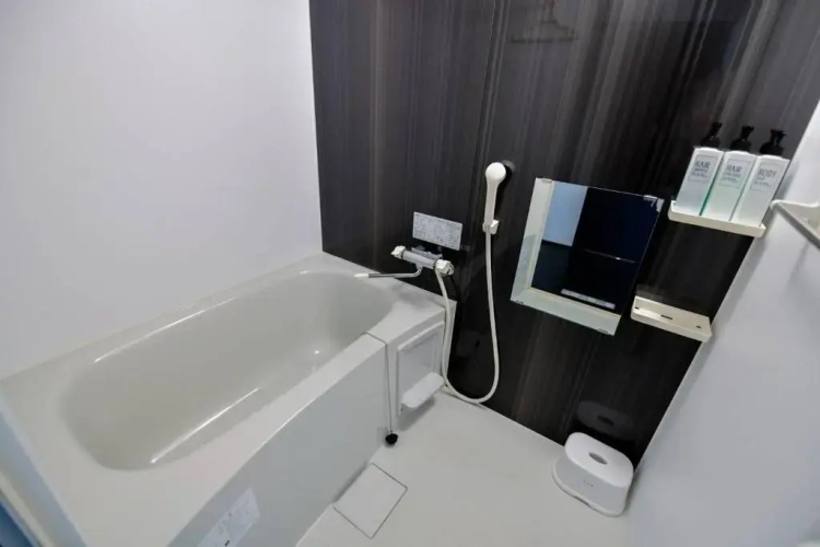momo premium 602