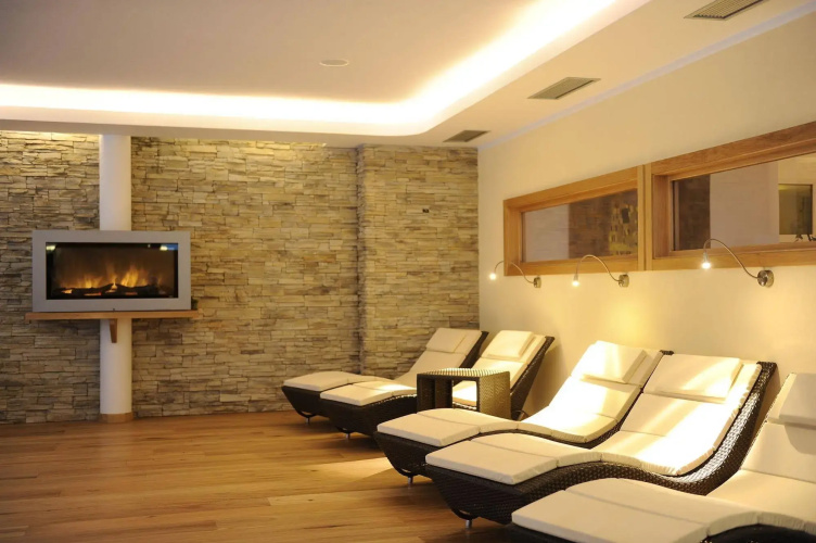 AlpHoliday Dolomiti Wellness