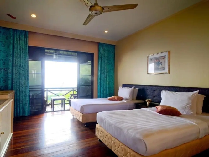 Superior Twin room with balcony