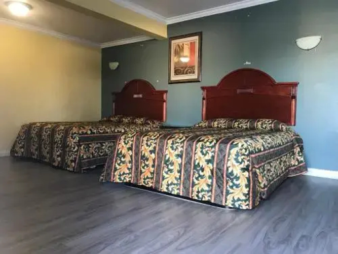 Colony Inn Motel