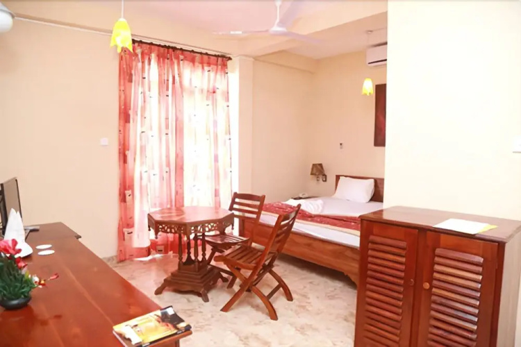 Sea Shine Beach Hotel