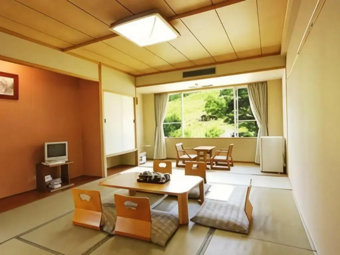 Ikenotaira Shirakabakogen Hotel