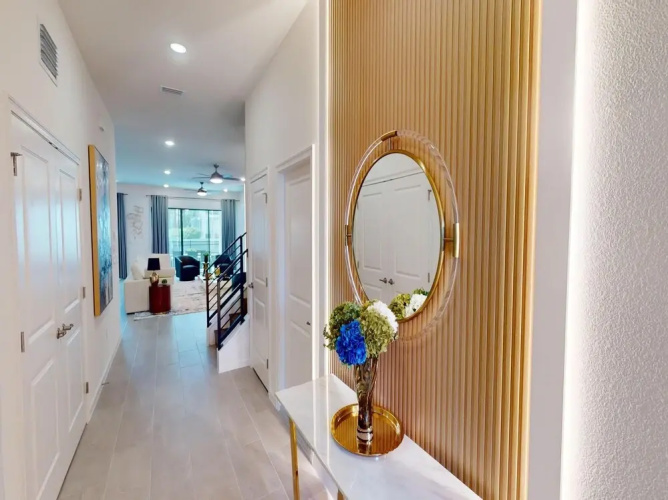 Bernie Pool Home 8 BED