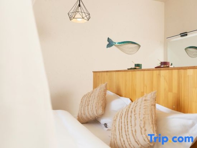 Standard Double room with lake view