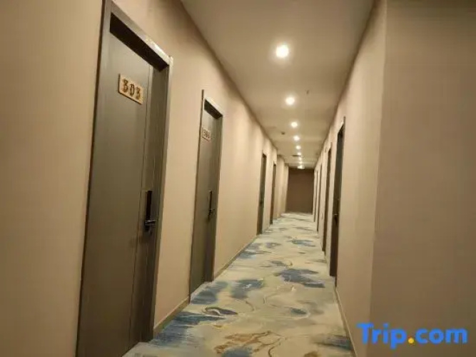 Lankang Business Hotel