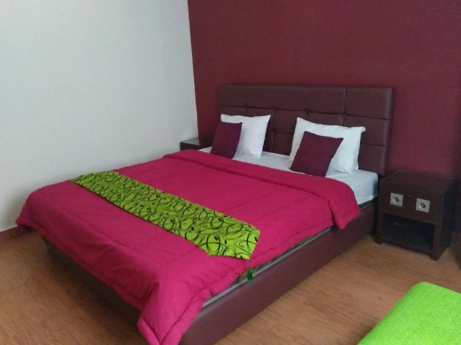 Charaka Hotel