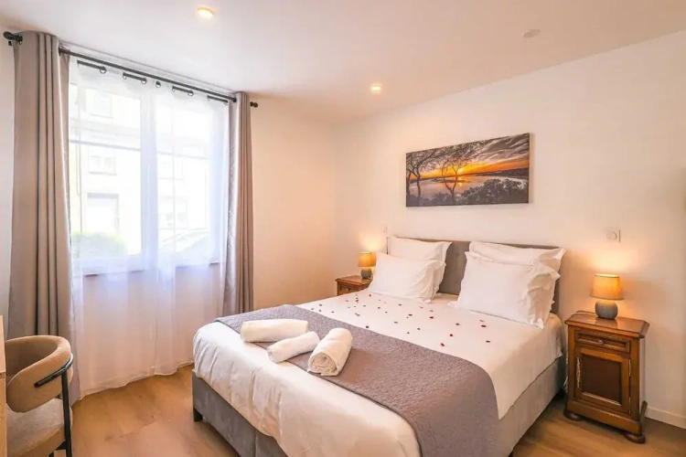 Deluxe Double room with balcony and with garden view