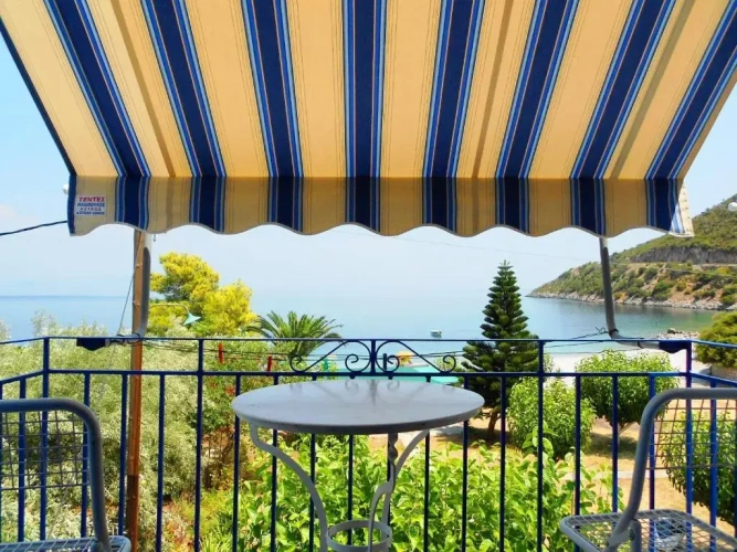 Studio with sea view