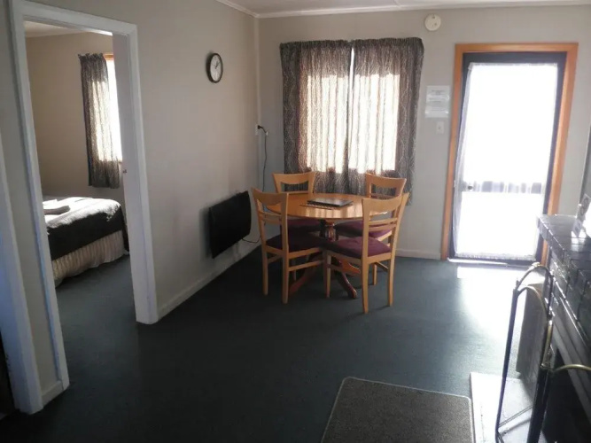 Forest Peak Motel