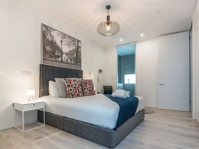 Premier Apartment