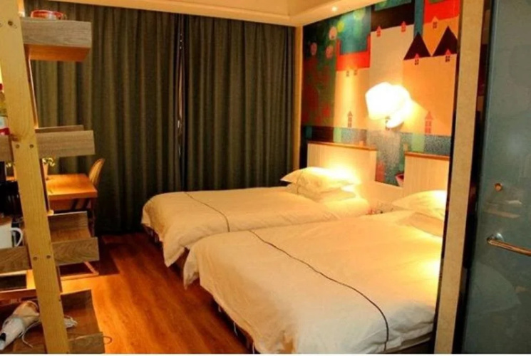 Qingtao Hotel
