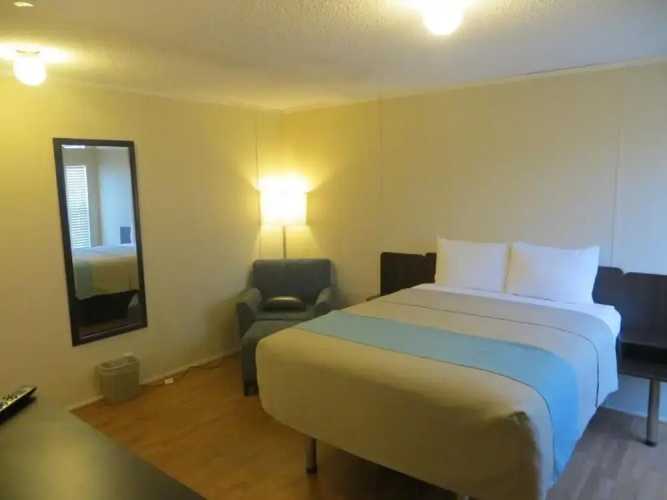 Shale Lodge