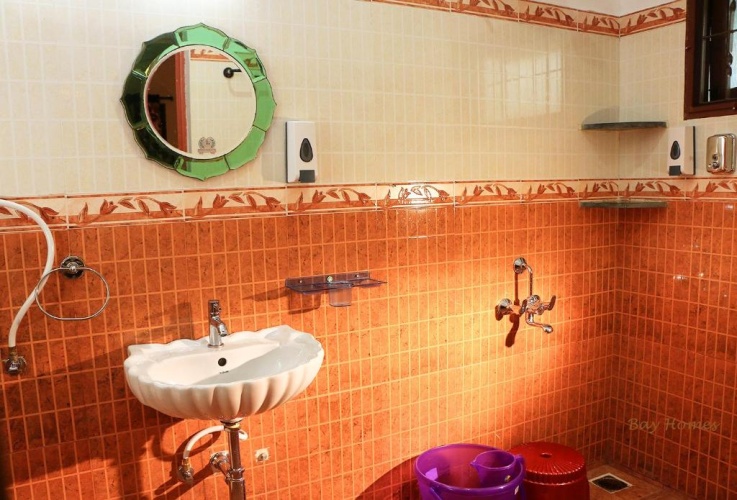 2 Bedrooms Cottage