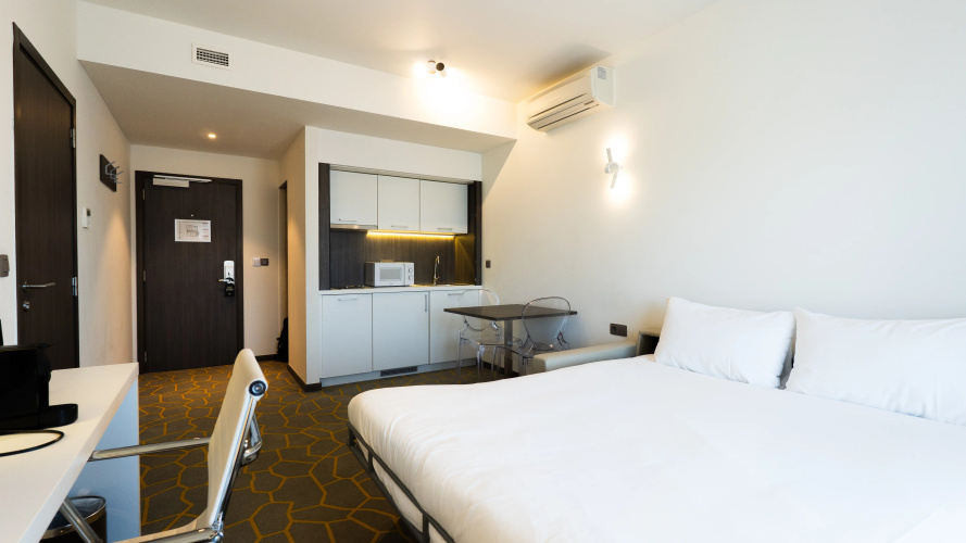 B&B HOTEL Mons Centre