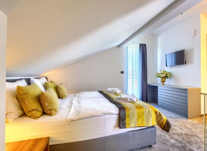 1 Bedroom Luxury Apartment