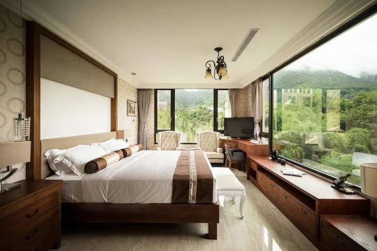 Lucent Resort