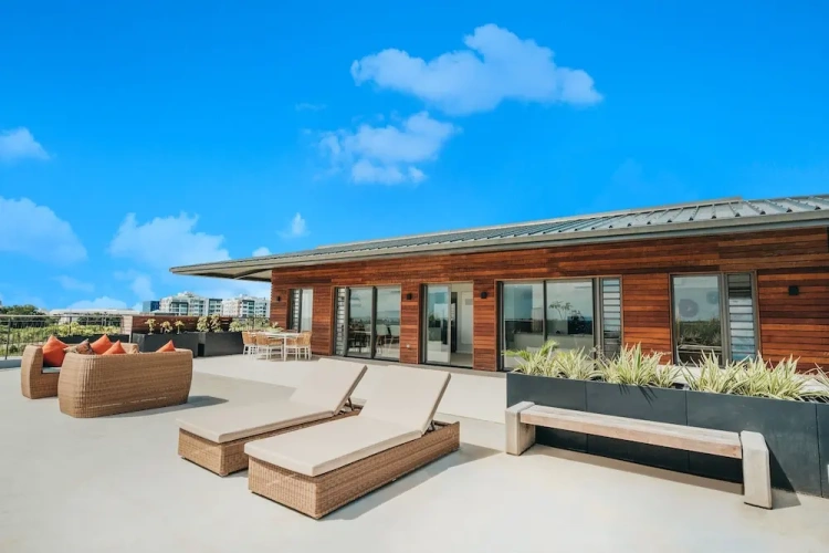 Standard Penthouse room with balcony