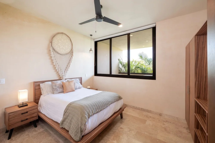 Two Bedroom Luxury Apartment by TuLuna