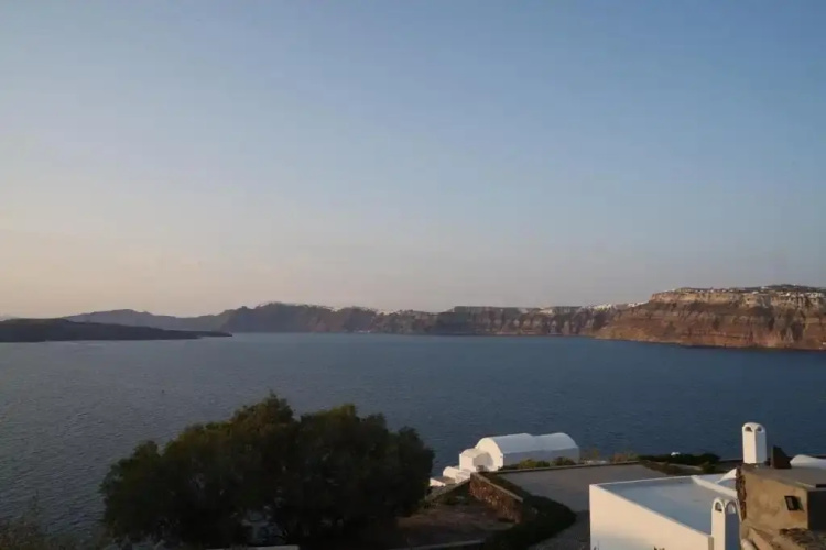 The Noverian Bios Caldera Sunset Suites