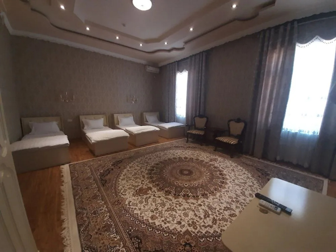 Eleon Hotel - Hostel