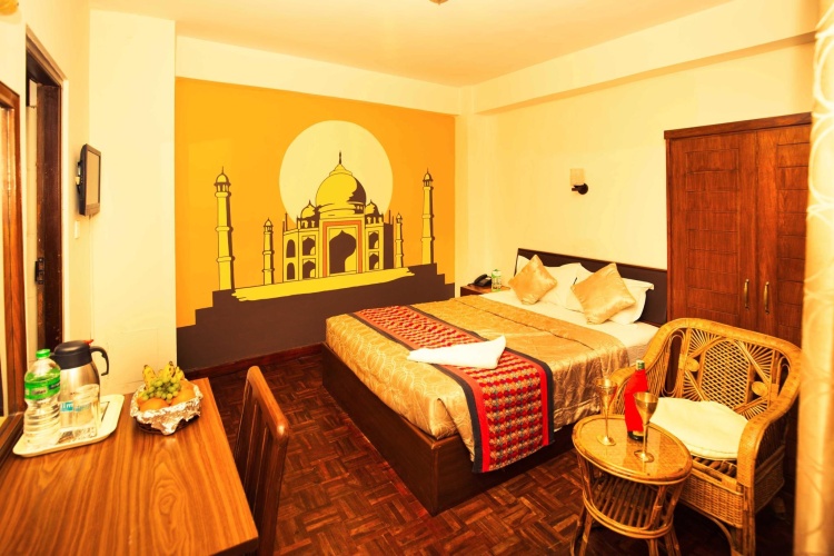 Standard Double room with view