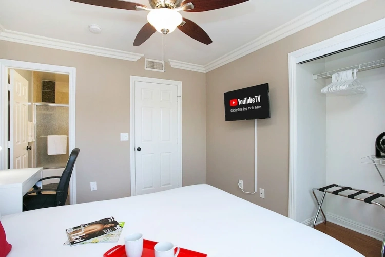 Guest rooms