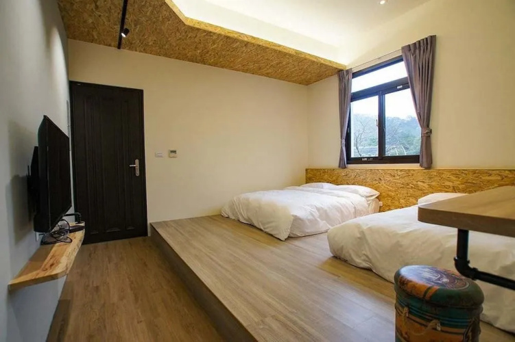 New Live B&B