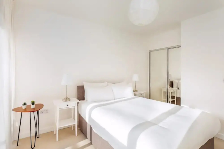 Modern Chiswick Apartment