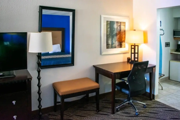 Deluxe Family room