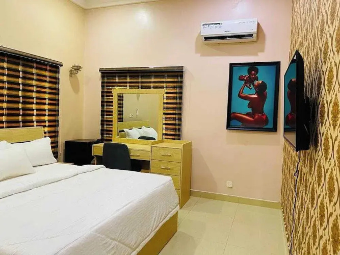 Enclave Hills Hotel