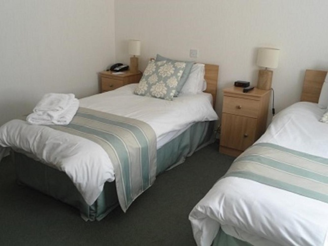 Standard Twin room