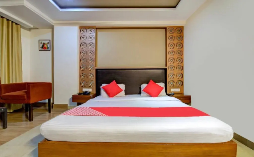 B&B Hotel by OYO Rooms