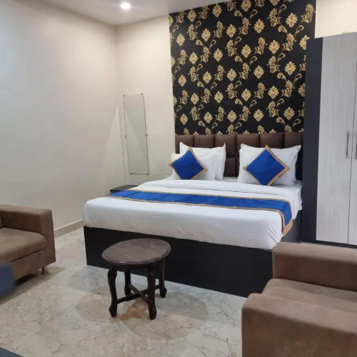 The Seven'S Hotel