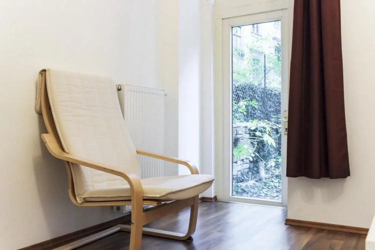 Grand Central Studio Apartments